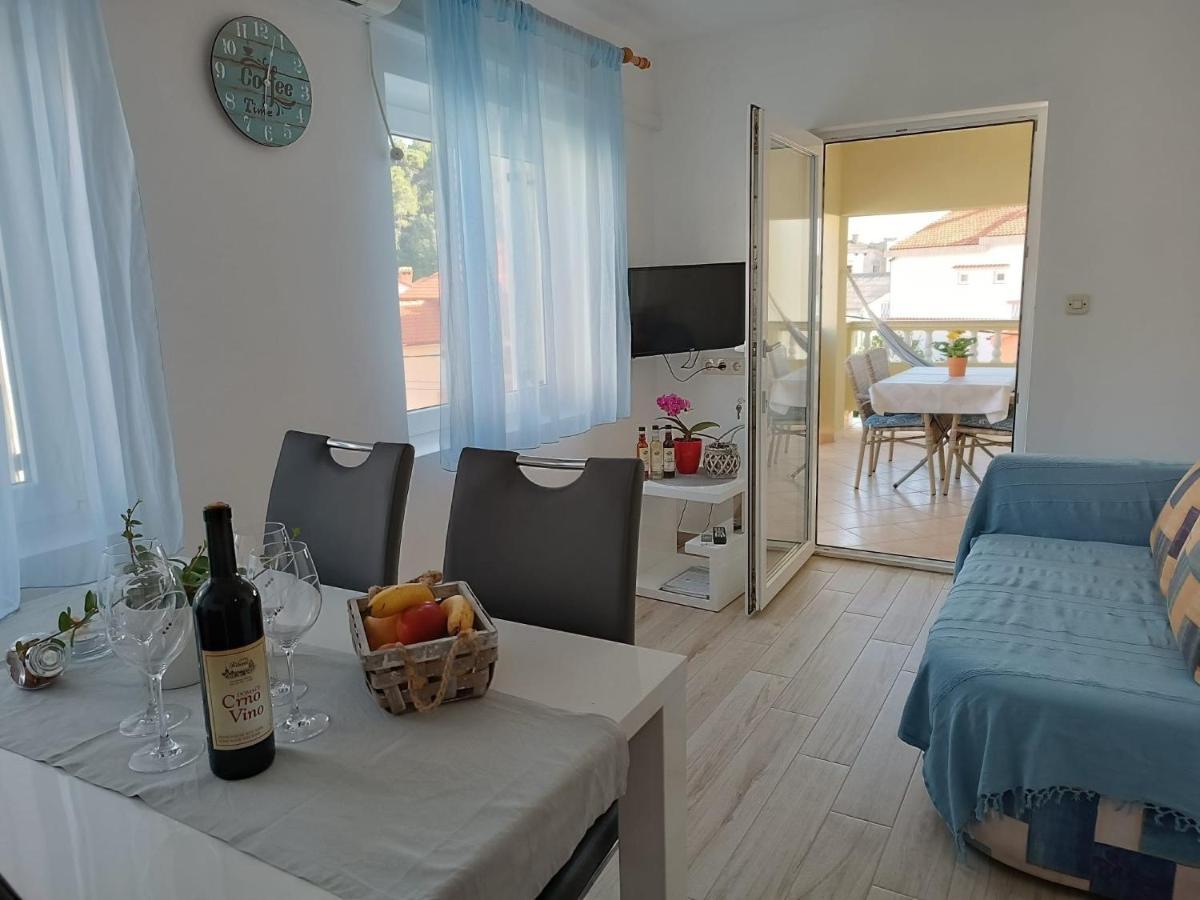 Apartments And Rooms By The Sea Palit, Rab - 5010 Kültér fotó